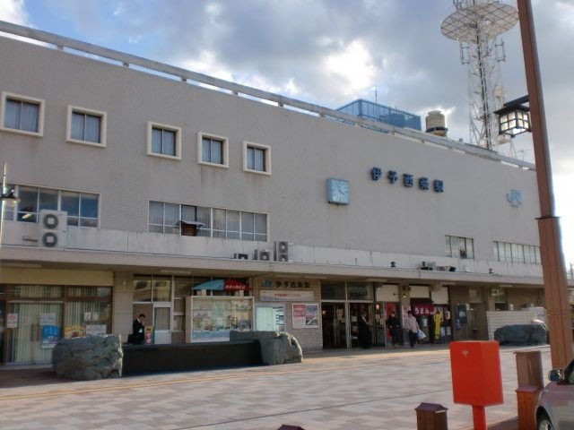 伊予西条駅(JR 予讃線)