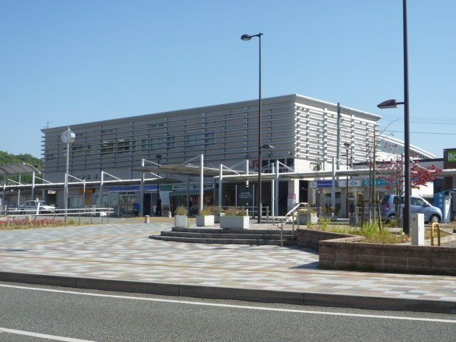 新飯塚駅(JR 筑豊本線)