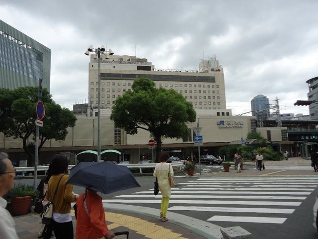 写真：三ノ宮駅(JR 東海道本線)
