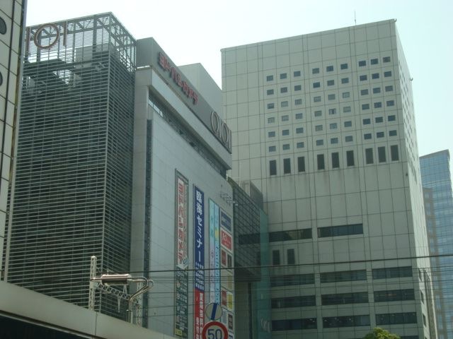 写真：丸井川崎店(デパート)