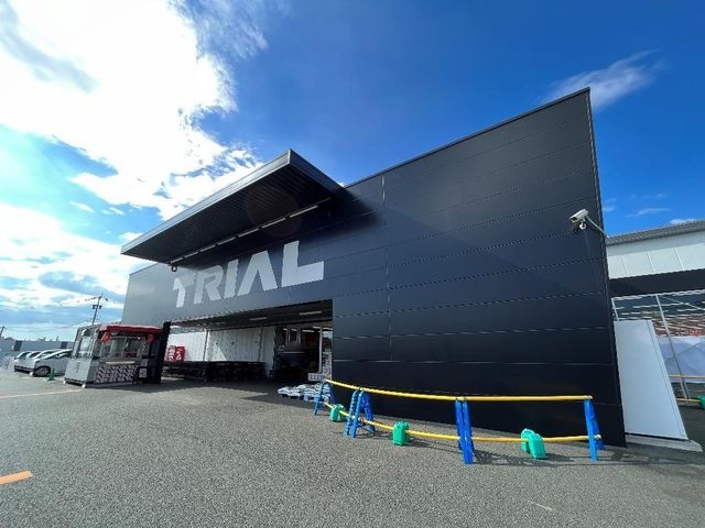 メガセンタートライアル大津店