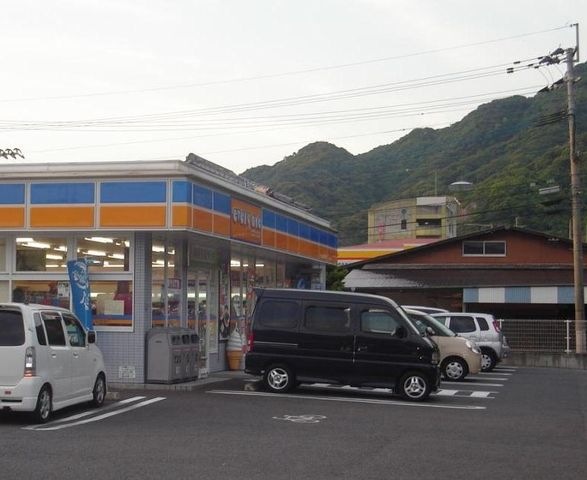 エブリワンかき道店