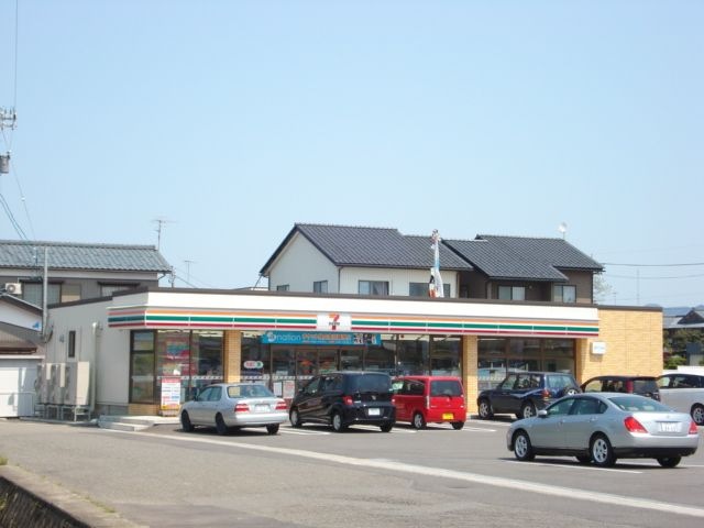 セブンイレブン丸岡インター店