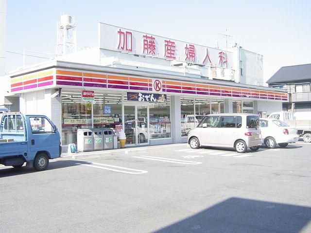 ファミリーマート春日井西本町店