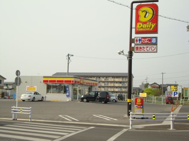 写真：デイリーヤマザキ安城堀内店