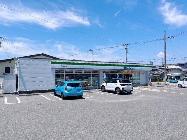 ファミリーマート高知神田店