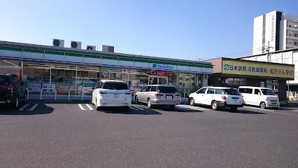 ファミリーマート岡山北長瀬店