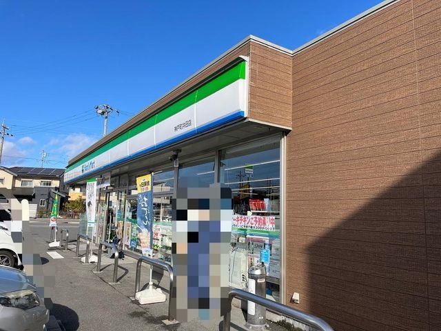 写真：ファミリーマート神戸町井田店