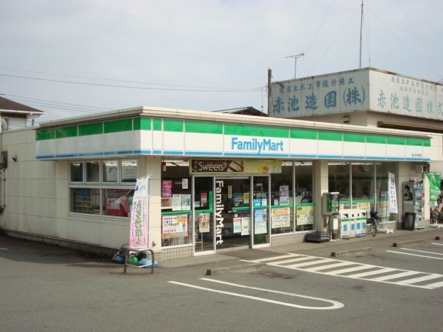 ファミリーマート富士宮万野原店