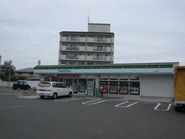 ファミリーマート阿南富岡店