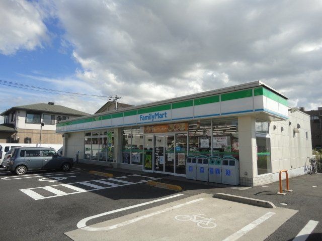 ファミリーマート松江学園南店