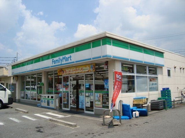 ファミリーマート岡崎向山町店