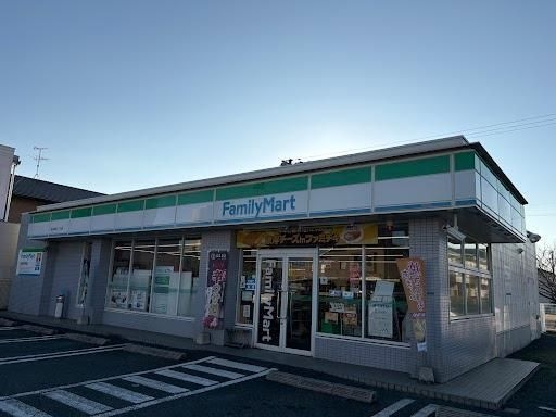 ファミリーマート熊本薄場三丁目店