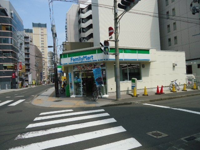 写真:ファミリーマート仙台中央四丁目店