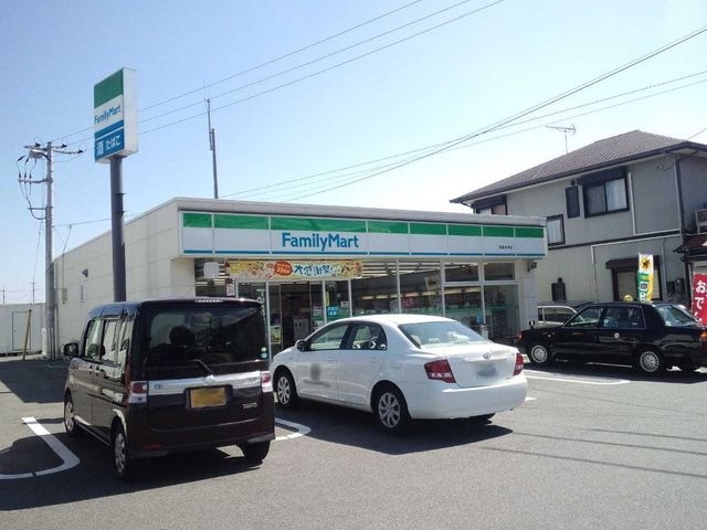 ファミリーマート岩国通津店