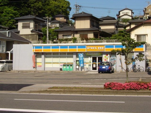 エブリワン明治北店