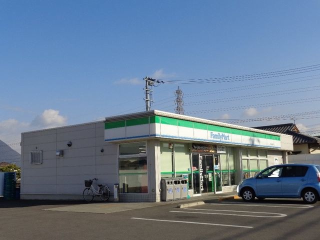 ファミリーマート丸亀山北町店