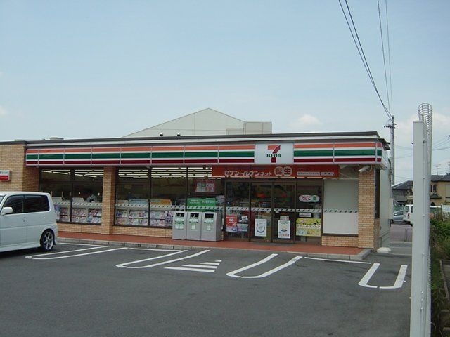 セブンイレブン名古屋服部3丁目店