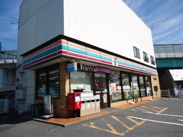 写真：セブンイレブン八幡小嶺店