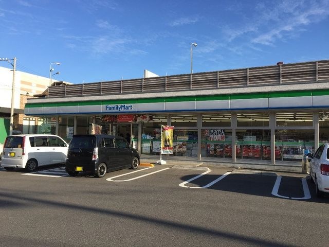 ファミリーマート廿日市上の浜店