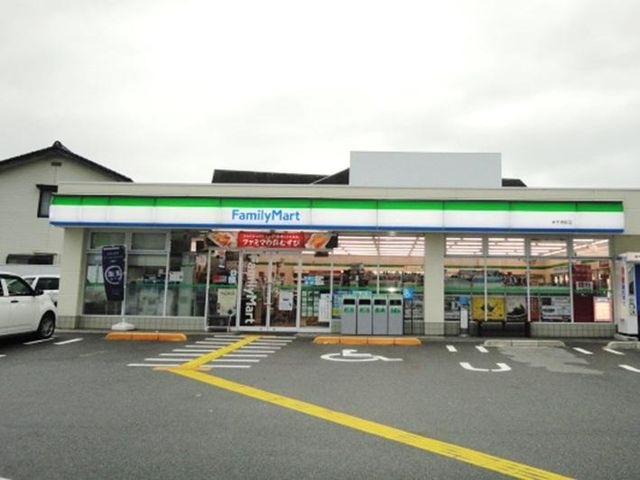 ファミリーマート米子港前店