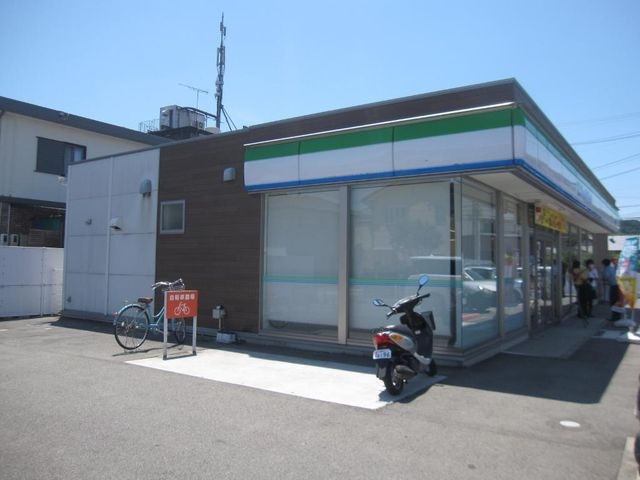 ファミリーマート徳島八万町大坪店