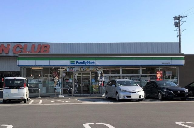 ファミリーマート美濃加茂山手店
