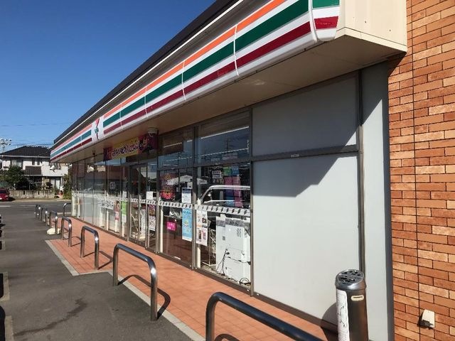セブンイレブン各務原川島河田町店