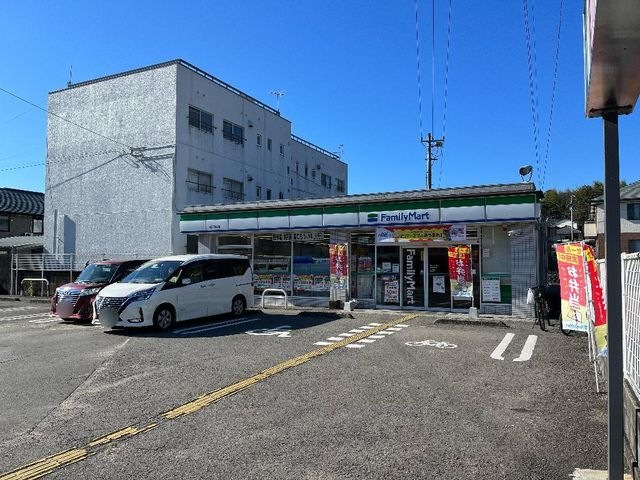 ファミリーマート高知万々店