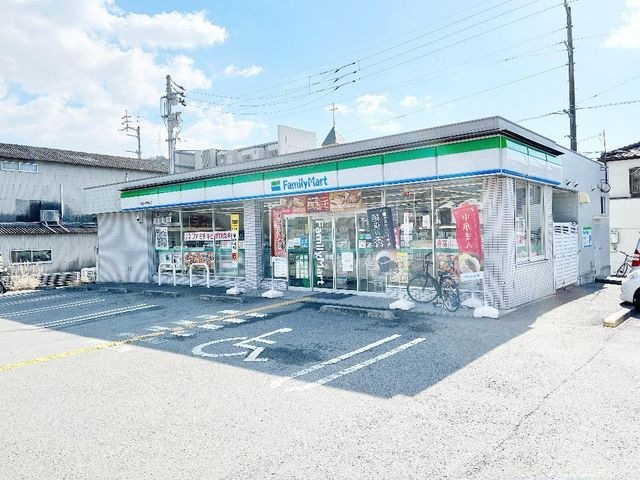 ファミリーマート高知一宮東町店