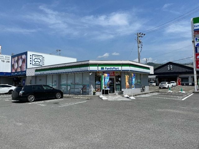 ファミリーマート高知インター南店