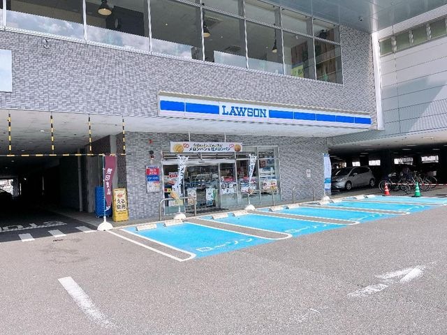 ローソンちより街テラス店