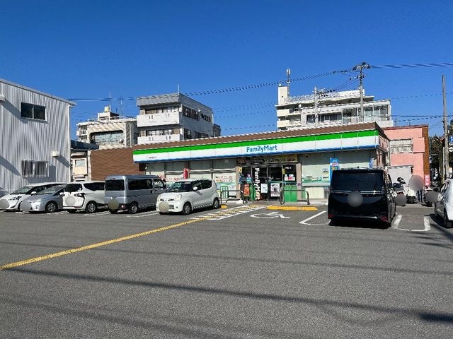 ファミリーマート高知稲荷町店
