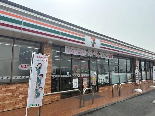 セブンイレブン八代北新地店