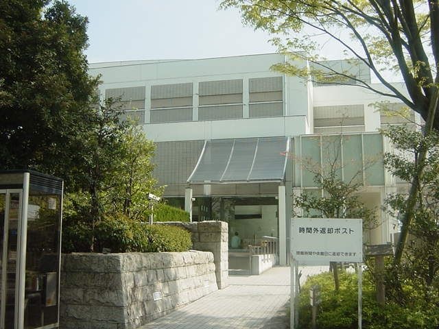 岐阜県図書館