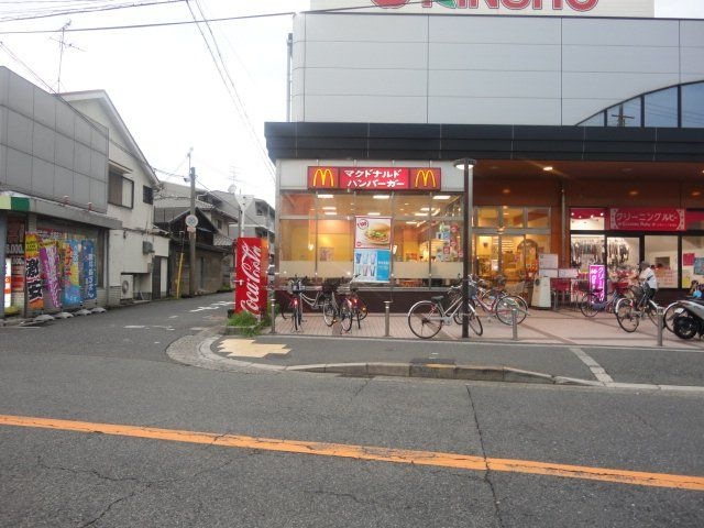 写真：マクドナルド堺東湊近商店