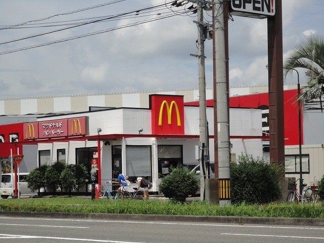 マクドナルド3号線上川内店