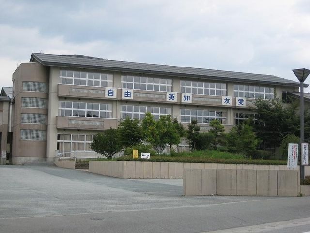 東根市立神町中学校