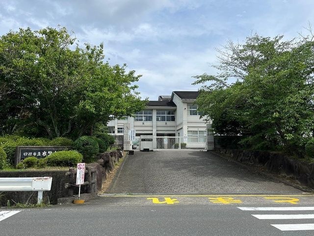 田辺市立衣笠中学校