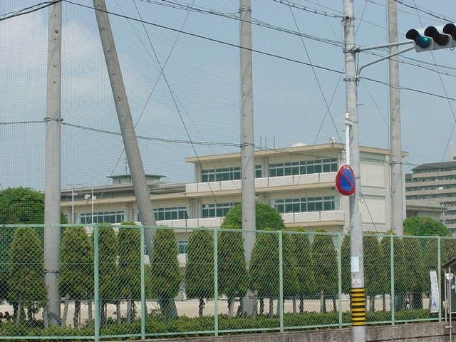 一宮市立三条小学校