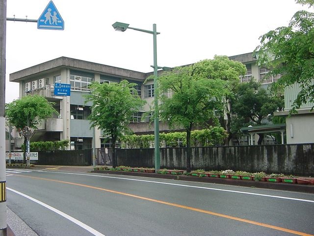 高知市立秦小学校