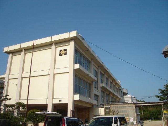 写真：鳥取市立浜坂小学校