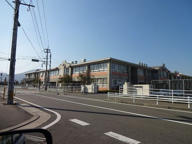 飯塚市立椋本小学校