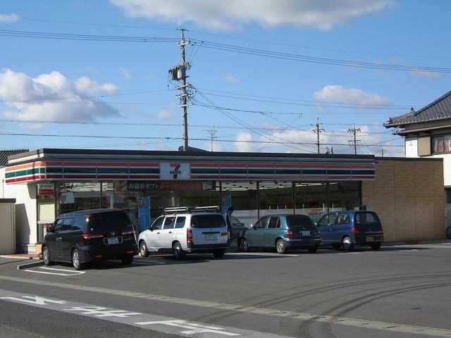 セブンイレブン一宮森本5丁目店