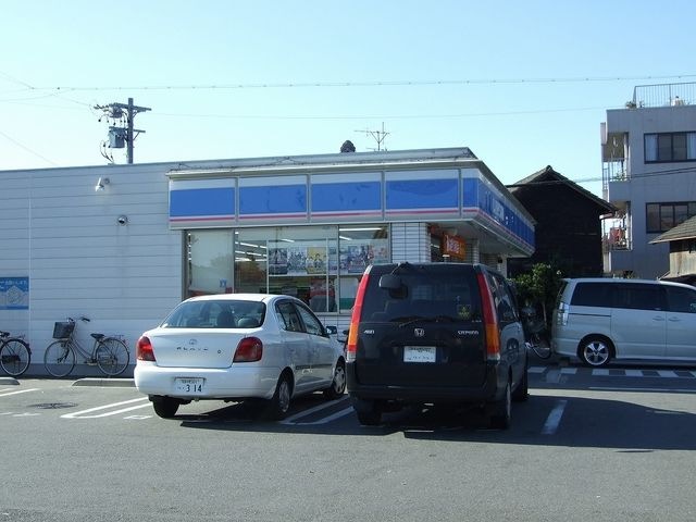 写真:ローソン一宮小信中島南店