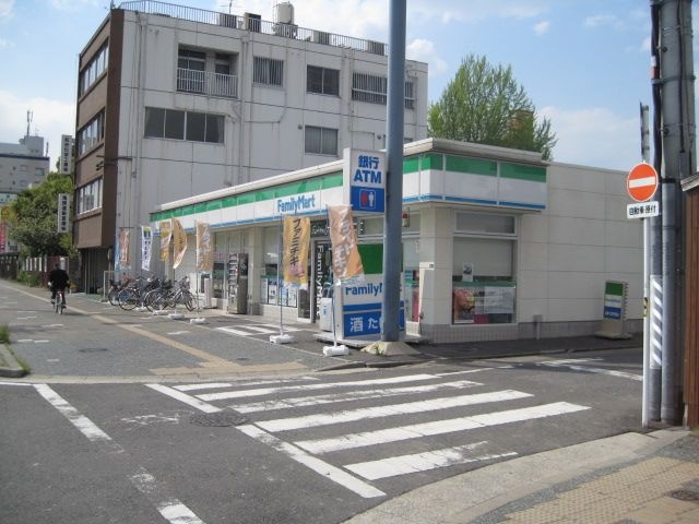 ファミリーマート名古屋浅間町店