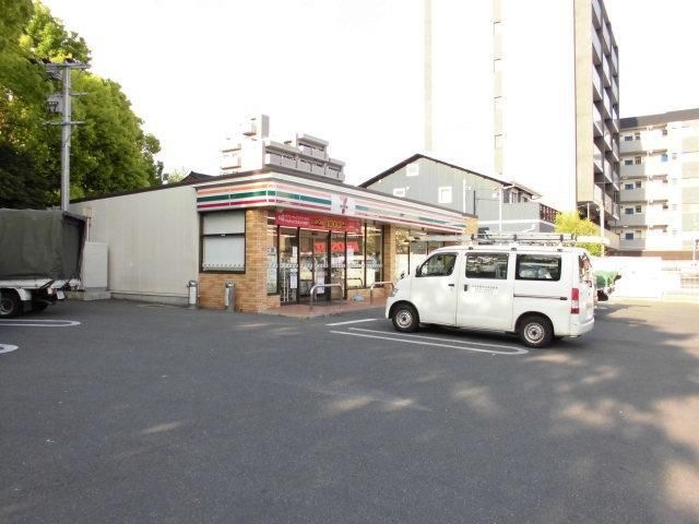 写真：セブンイレブン名古屋龍ノ口町1丁目店