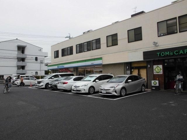 写真：ファミリーマート新長喜町店