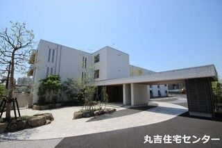 写真:GRAND STAGEの外観