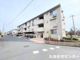 レイクガーデンの外観